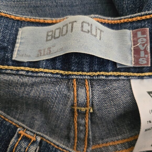 Levi's Medium Wash Blue 515 Bootcut  Mid Rise Jeans 4 Short - Picture 10 of 11